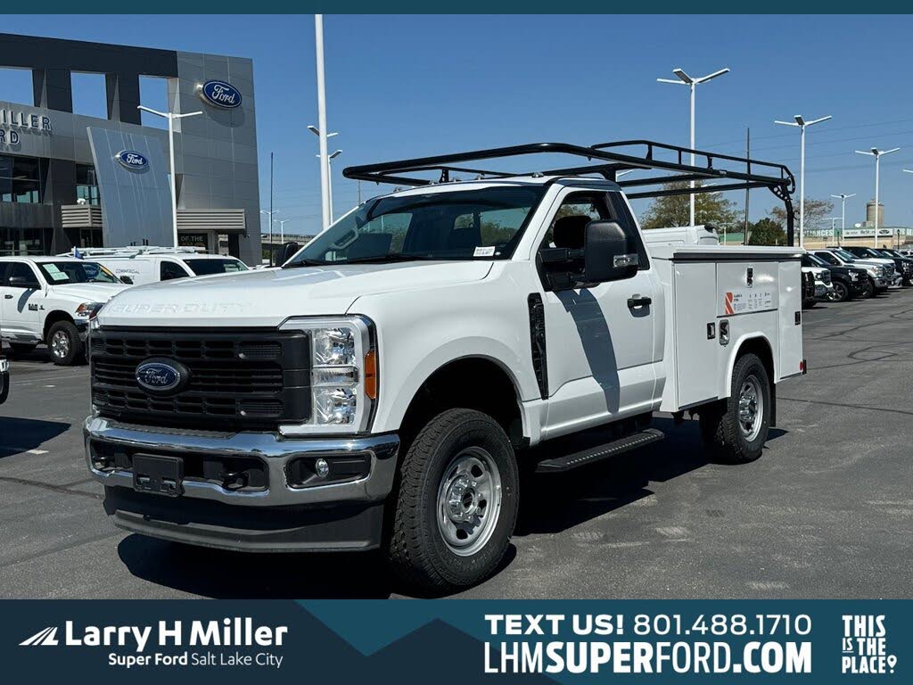 2023 Ford F-350 Super Duty XL LB 4WD