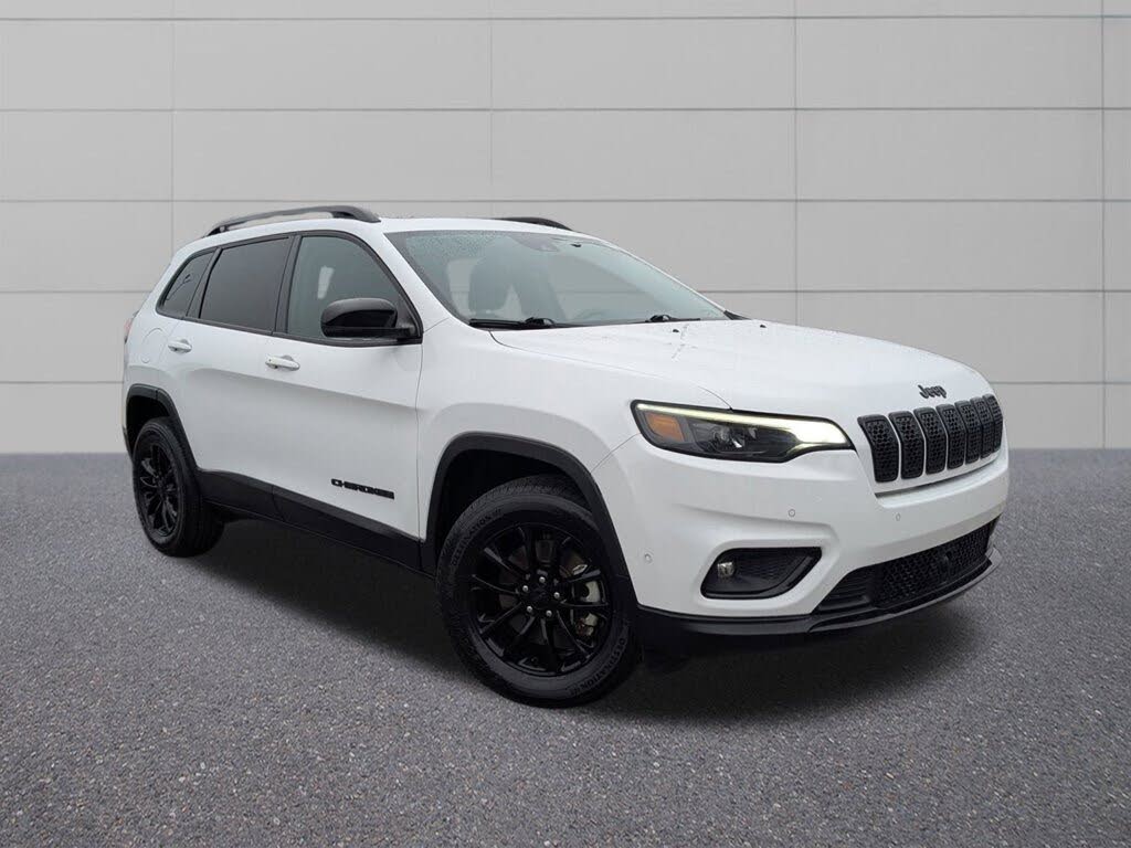 2023 Jeep Cherokee Altitude Lux 4WD