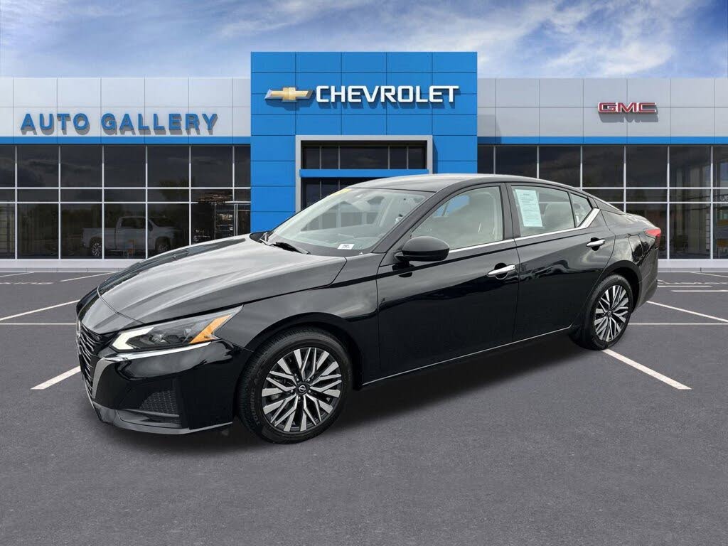 2024 Nissan Altima 2.5 SV FWD