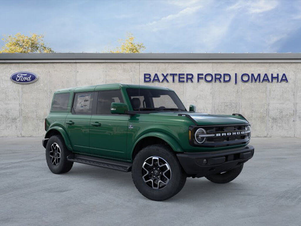 2025 Ford Bronco Outer Banks 4-Door 4WD