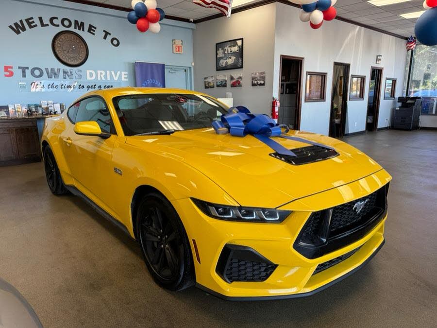 2024 Ford Mustang GT Fastback RWD