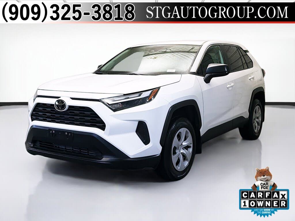 2024 Toyota RAV4 LE FWD