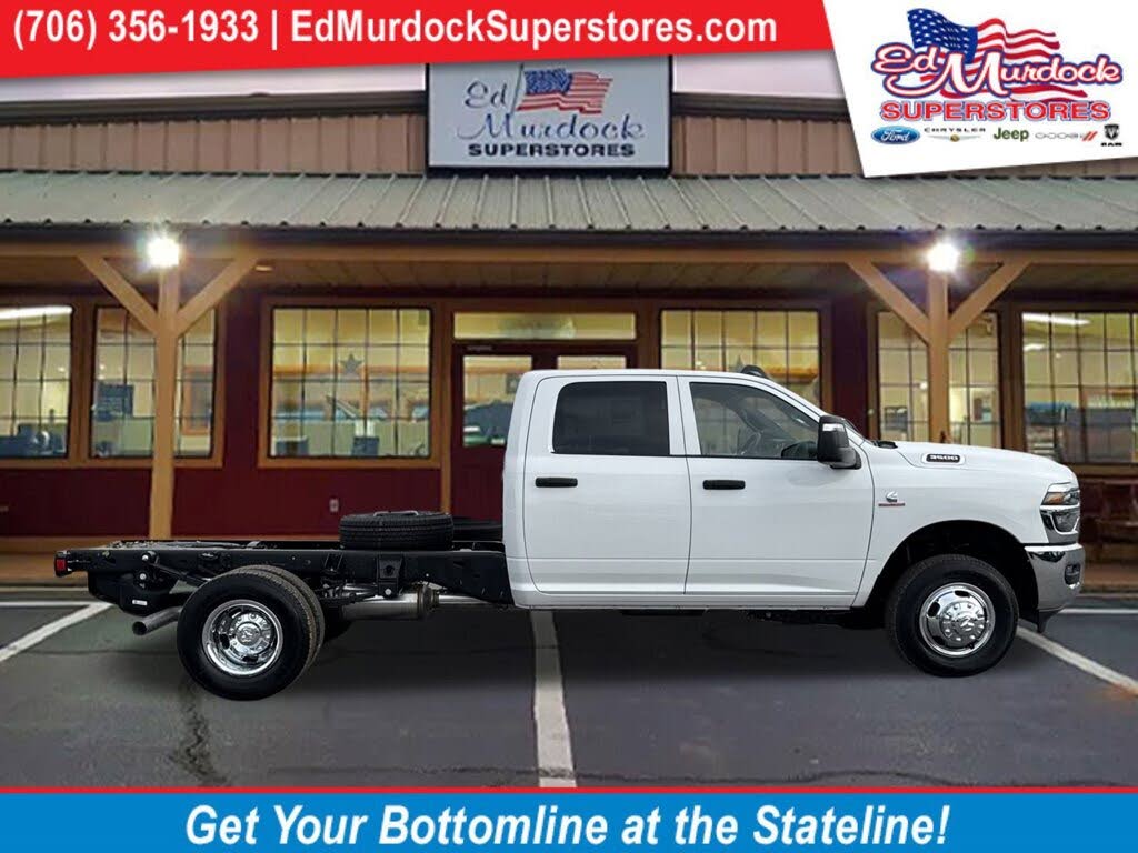 2026 RAM 3500 Chassis Tradesman Crew Cab LB DRW 4WD