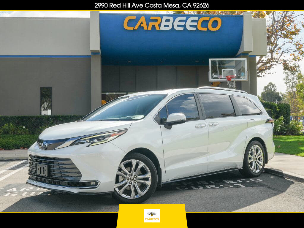 2023 Toyota Sienna Platinum 7-Passenger FWD