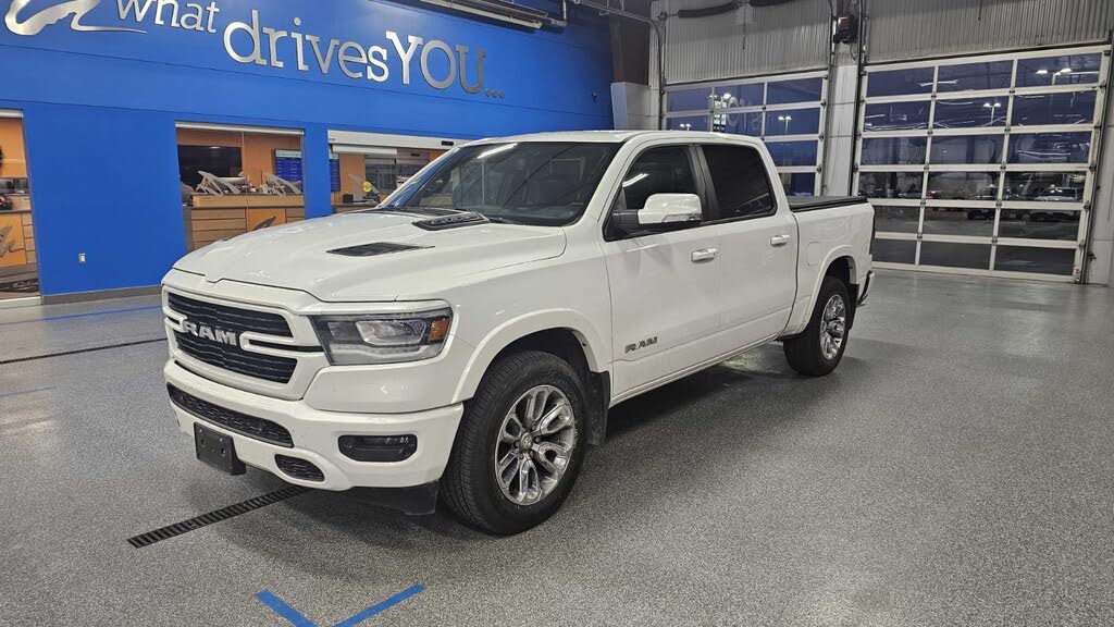 2019 RAM 1500 Laramie Crew Cab 4WD