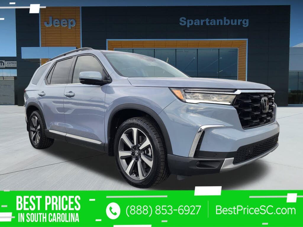 2023 Honda Pilot Touring FWD