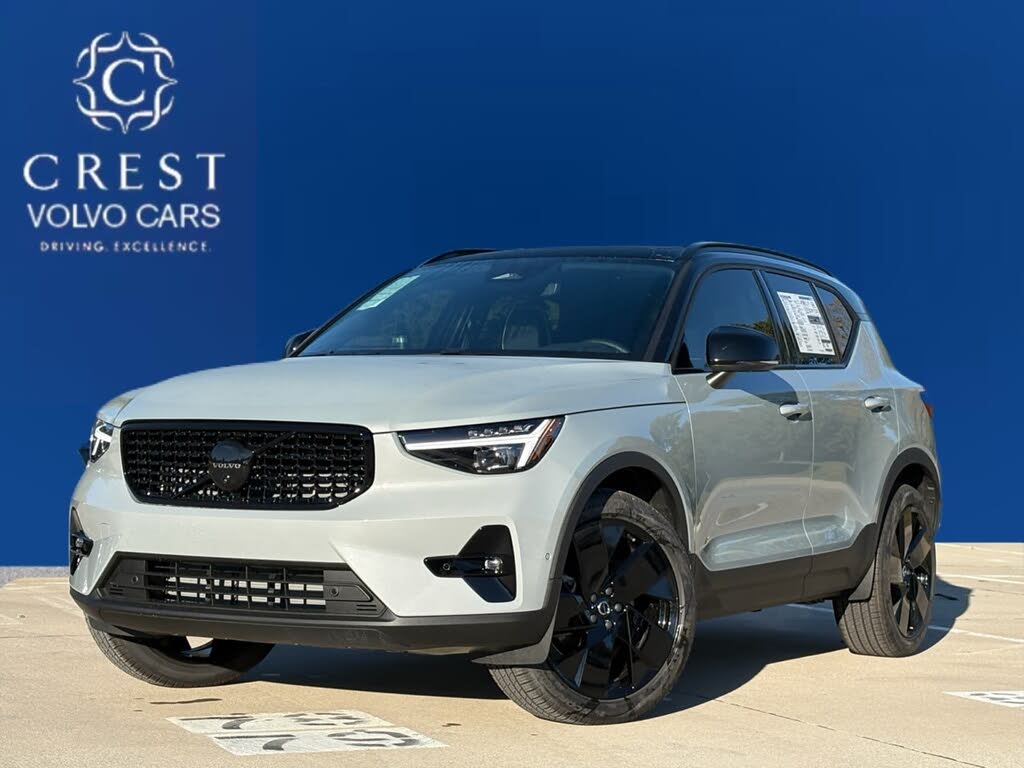 2026 Volvo XC40 B5 Ultra Black Edition AWD