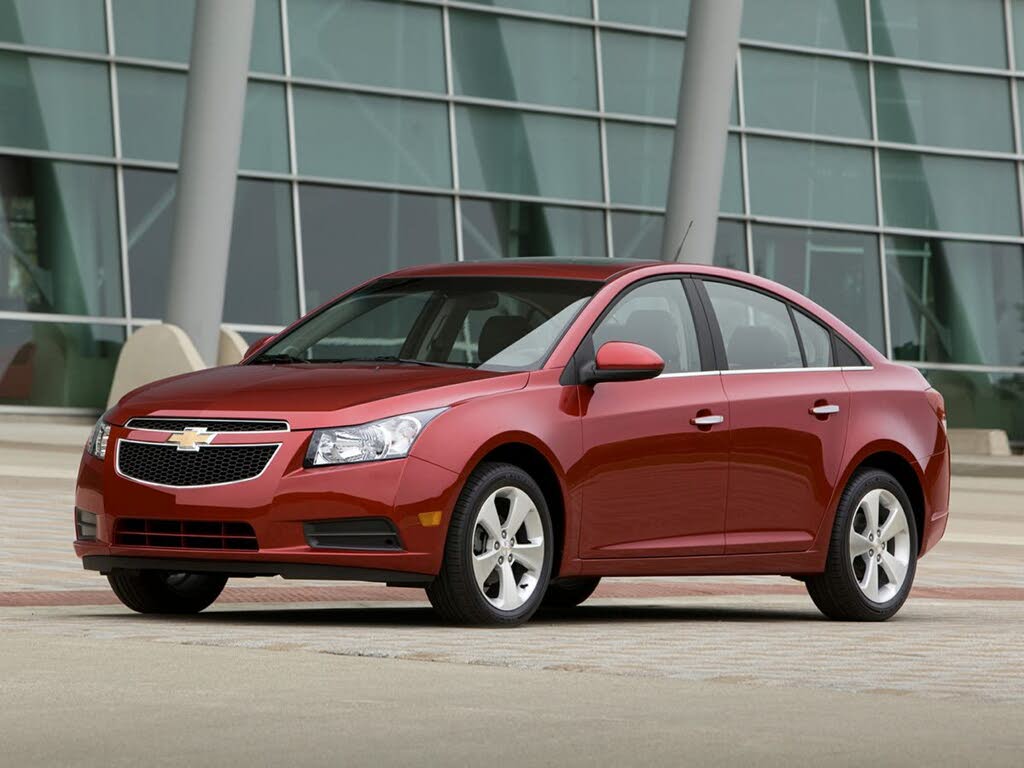 2012 Chevrolet Cruze 1LT Sedan FWD