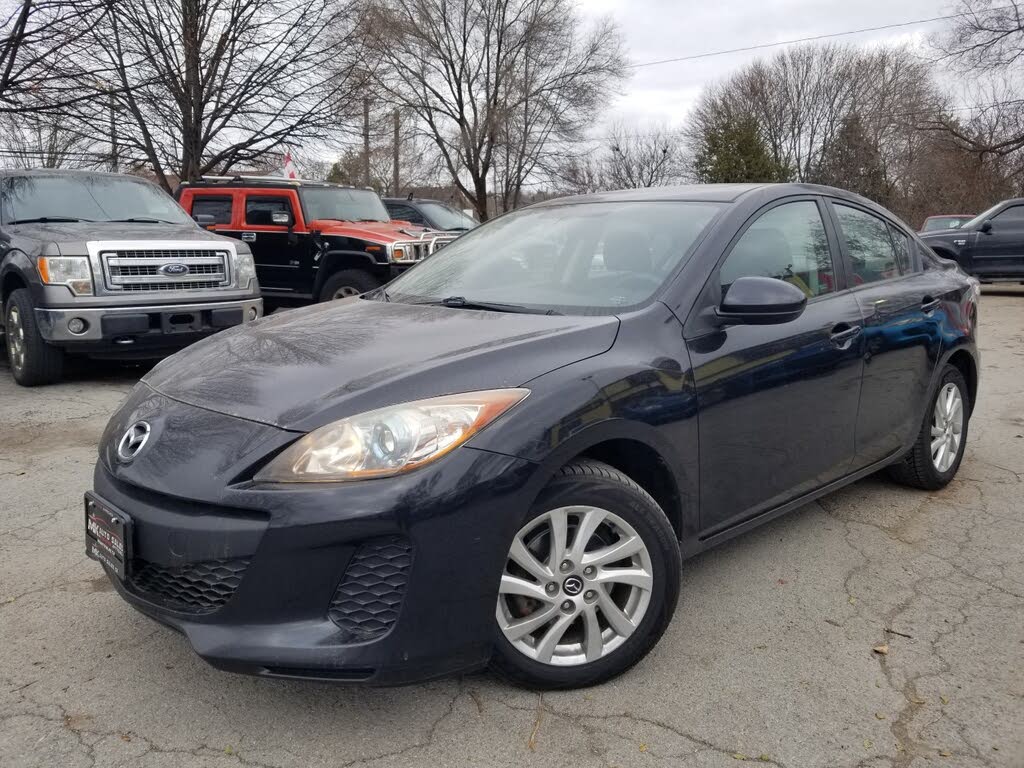 2013 Mazda MAZDA3 GS-SKY