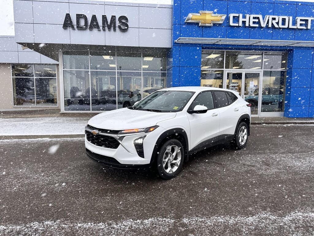 2024 Chevrolet Trax LS FWD