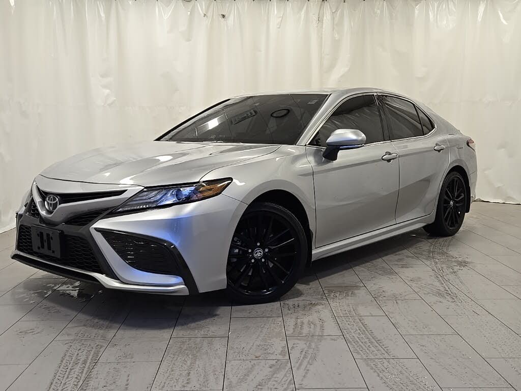 2023 Toyota Camry XSE FWD