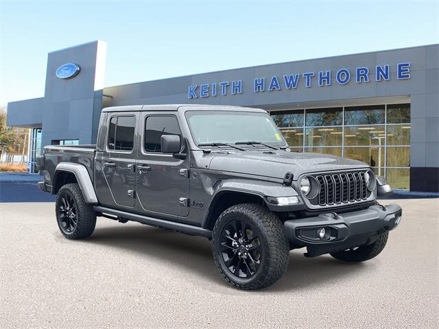 2025 Jeep Gladiator NightHawk Crew Cab 4WD