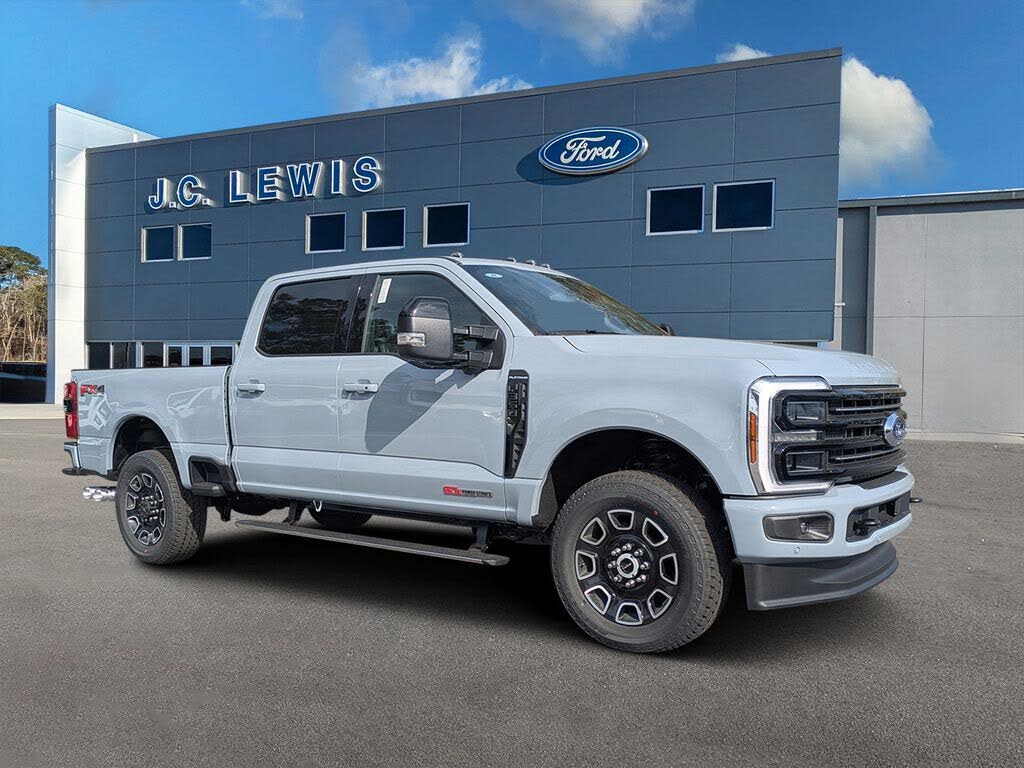 2026 Ford F-350 Super Duty Platinum Crew Cab 4WD