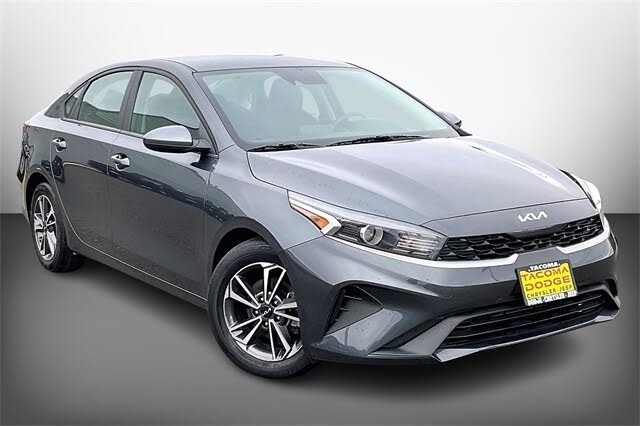 2023 Kia Forte LXS FWD