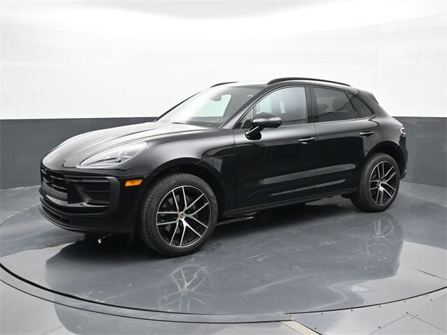 2025 Porsche Macan AWD