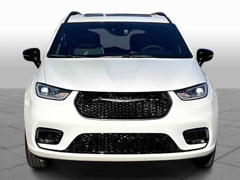 2026 Chrysler Pacifica Limited AWD