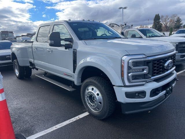 2026 Ford F-450 Super Duty Platinum Crew Cab LB DRW 4WD