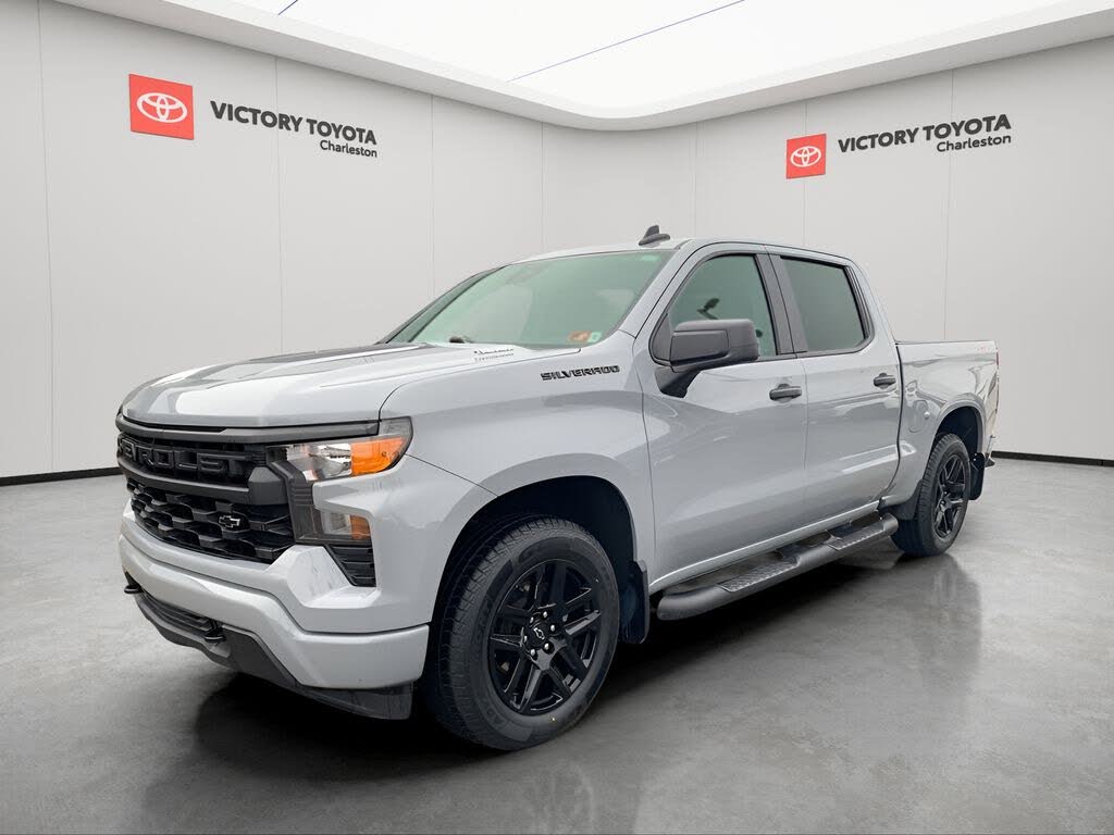 2024 Chevrolet Silverado 1500 Custom Crew Cab 4WD