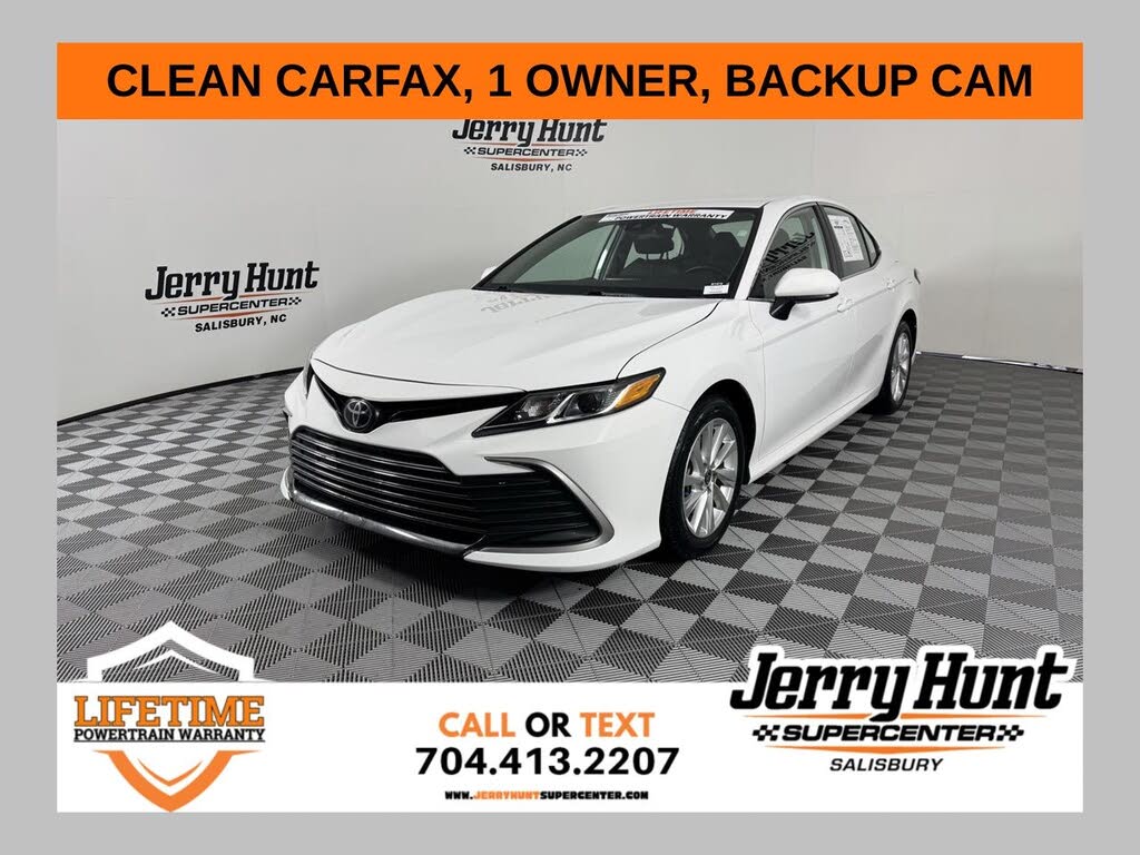 2024 Toyota Camry LE FWD