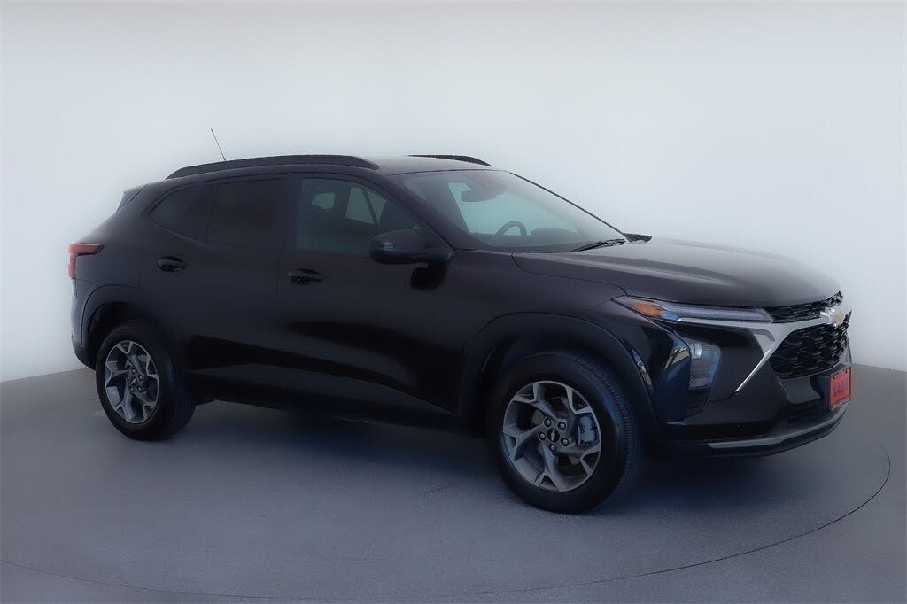 2025 Chevrolet Trax LT FWD