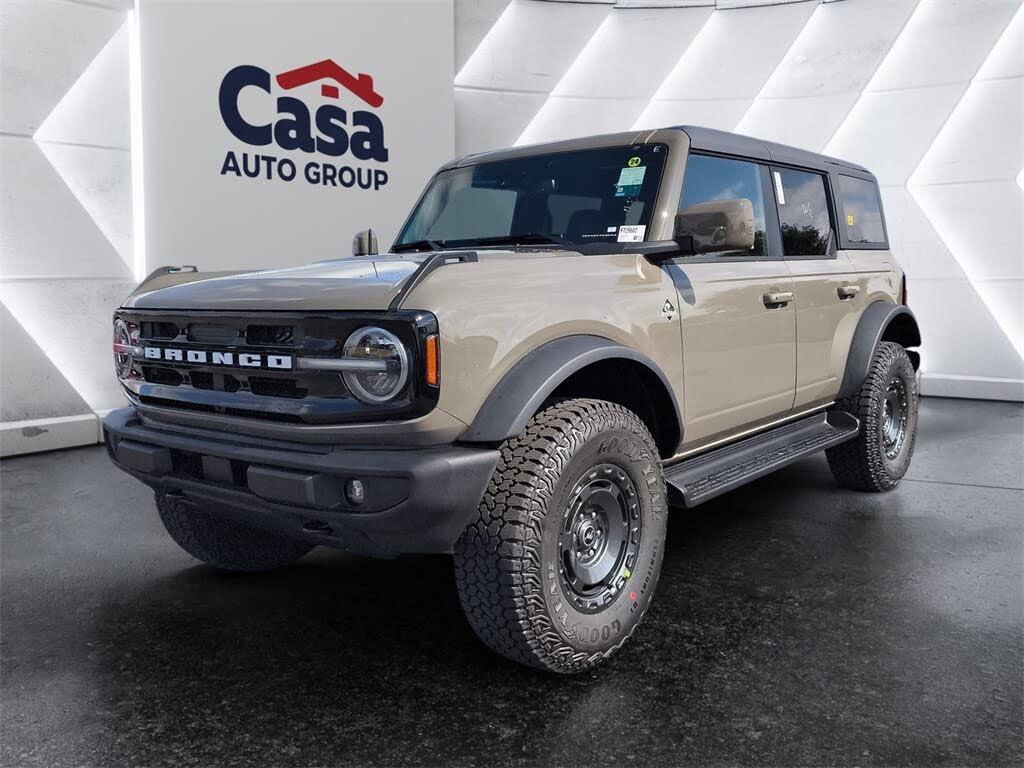 2025 Ford Bronco Outer Banks 4-Door 4WD