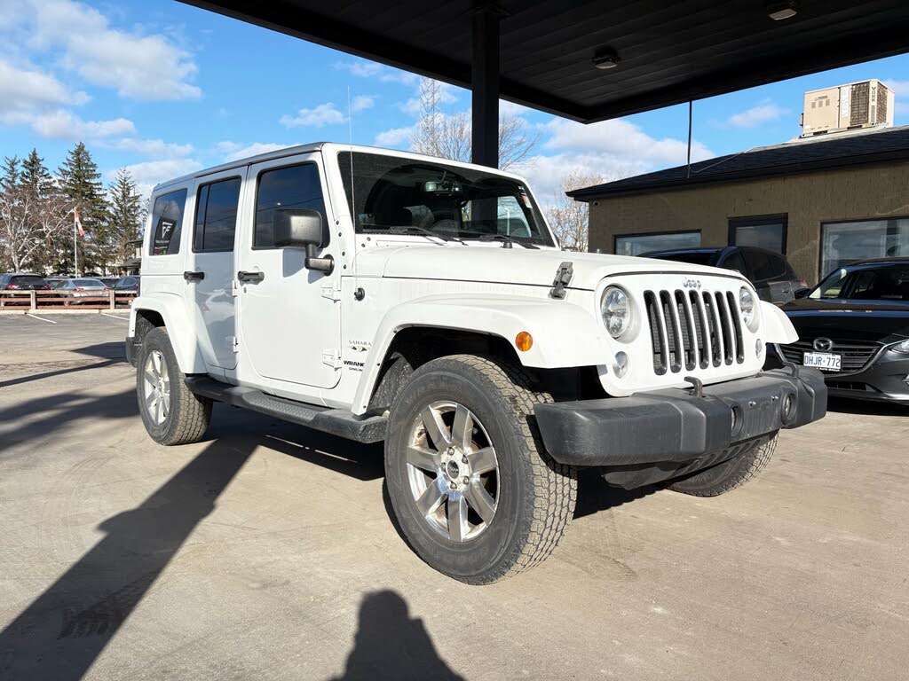 2017 Jeep Wrangler Unlimited Sahara 4WD