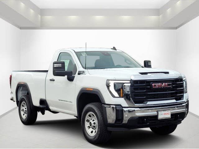 2026 GMC Sierra 2500HD Pro Regular Cab LB RWD