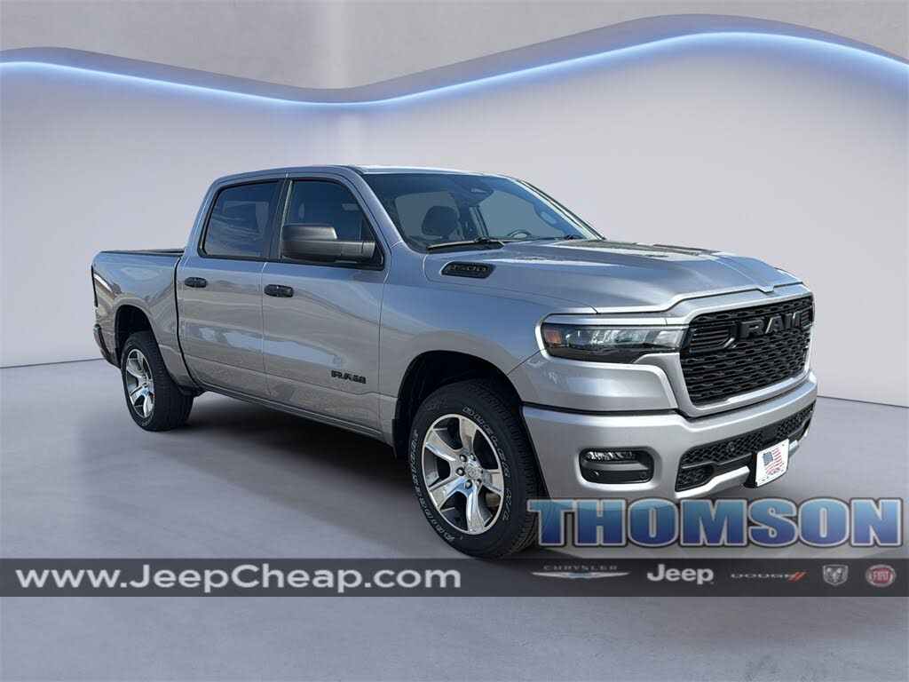 2026 RAM 1500 Express Crew Cab RWD