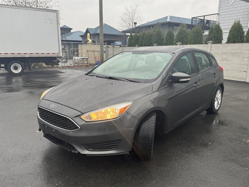 2016 Ford Focus SE Hatchback