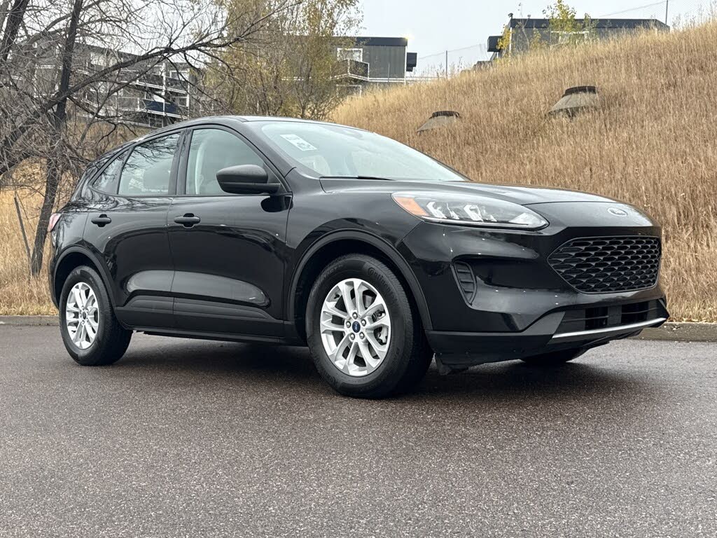 2022 Ford Escape S FWD