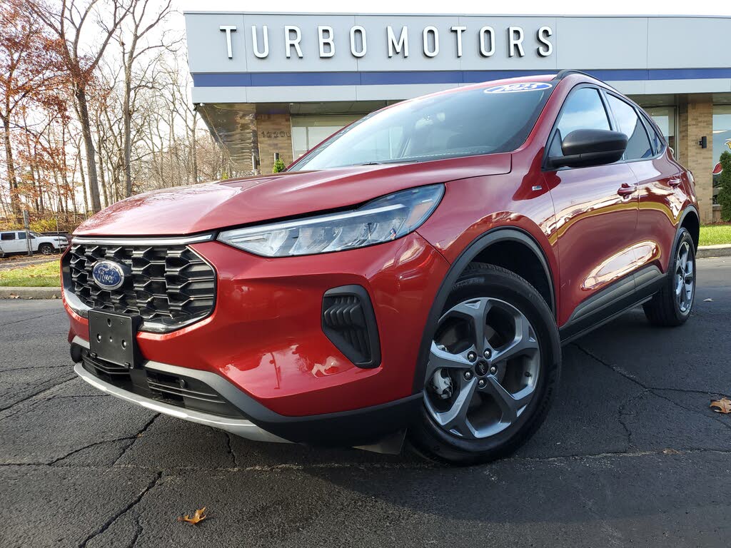 2025 Ford Escape ST-Line AWD