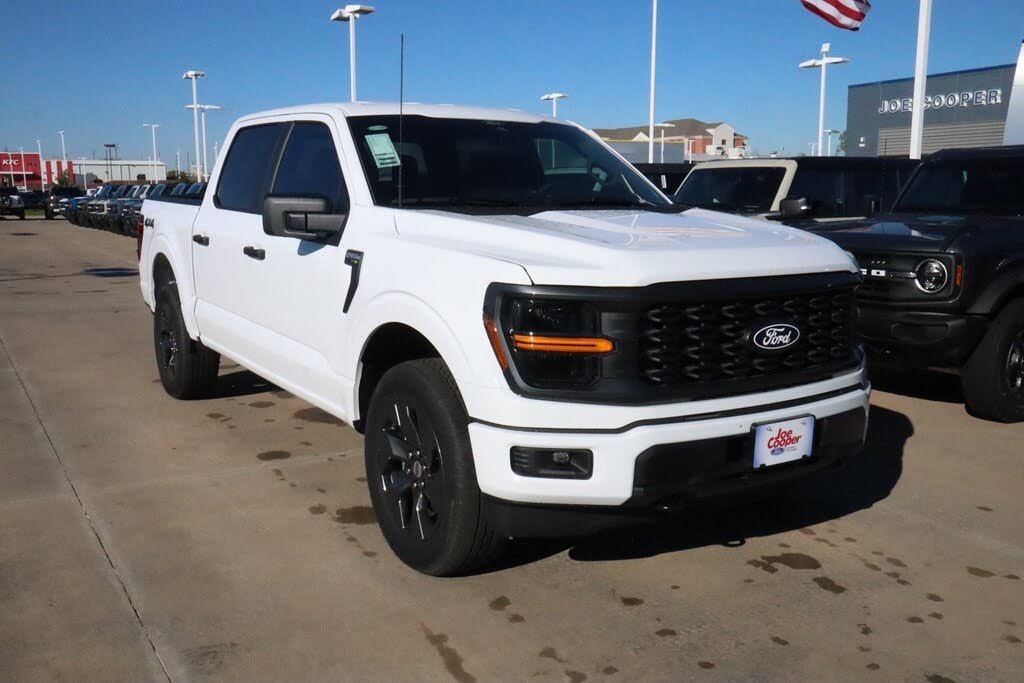 2025 Ford F-150 STX 4dr SuperCrew 4WD