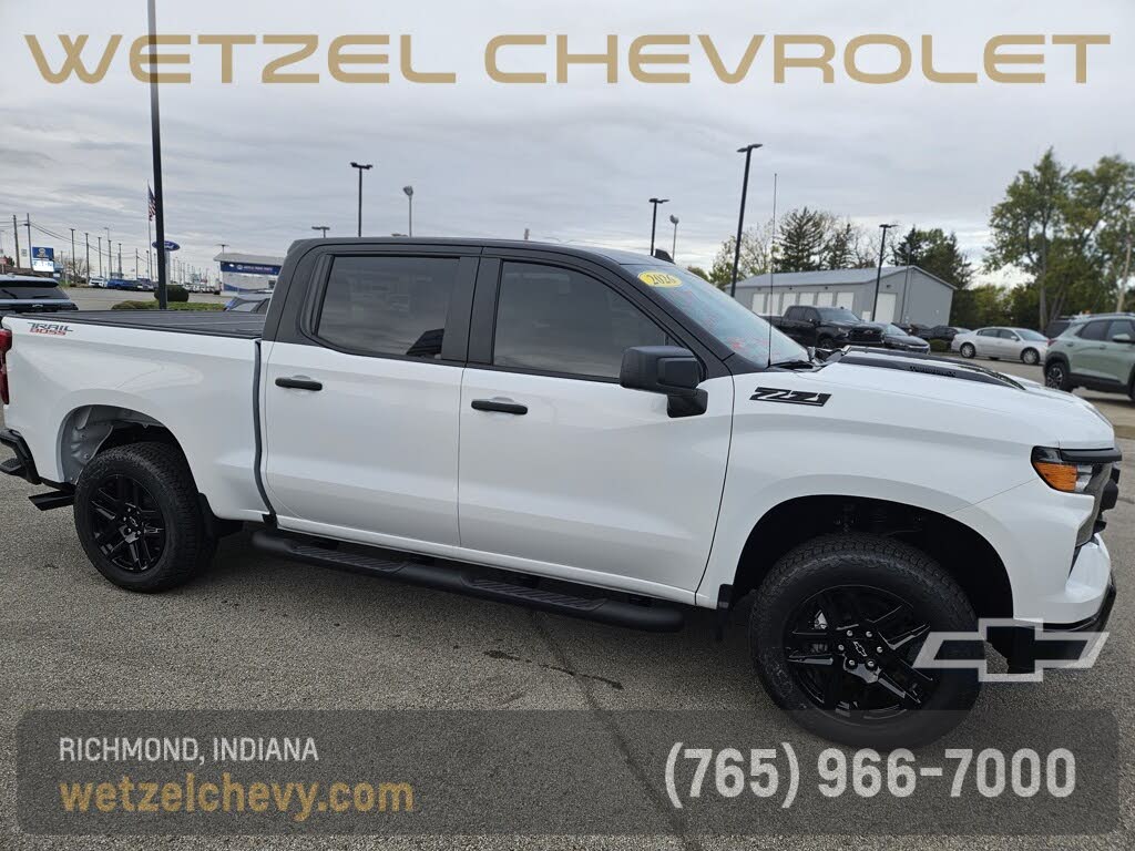 2026 Chevrolet Silverado 1500 Custom Trail Boss Crew Cab 4WD