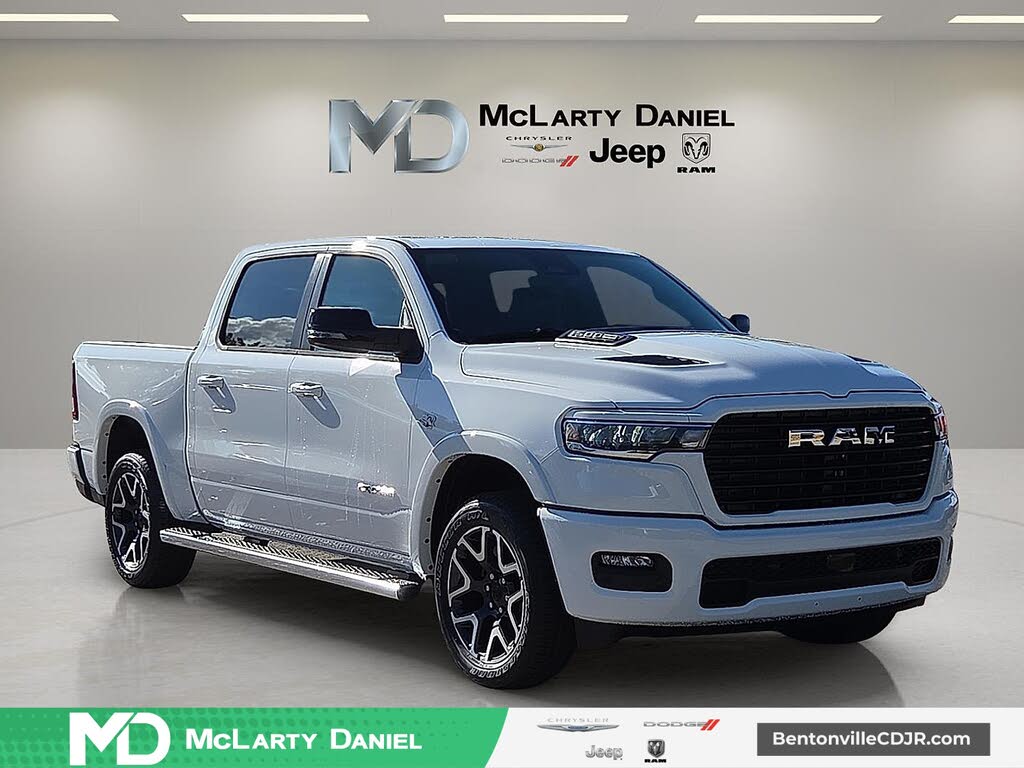 2026 RAM 1500 Laramie Crew Cab 4WD