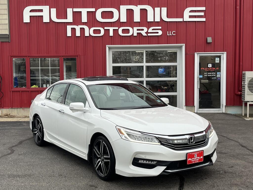 2017 Honda Accord Touring FWD