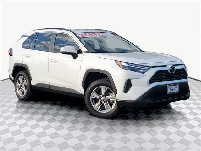 2023 Toyota RAV4 XLE FWD