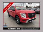 Nissan Titan SV Crew Cab 4WD