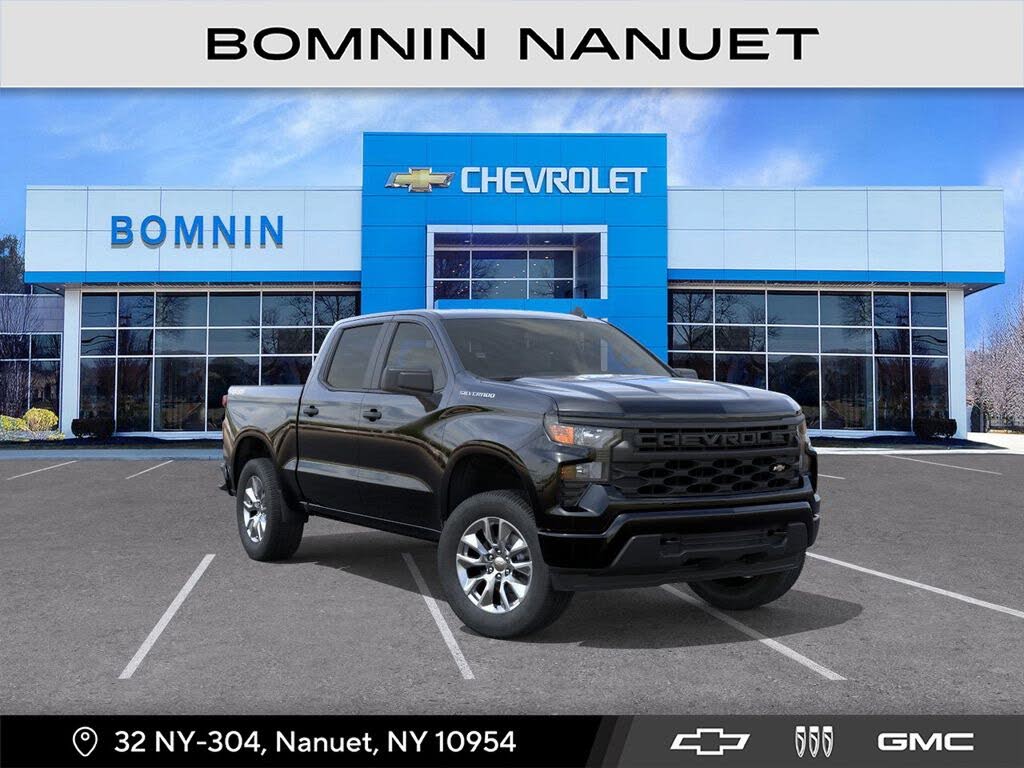 2026 Chevrolet Silverado 1500 Custom Crew Cab 4WD