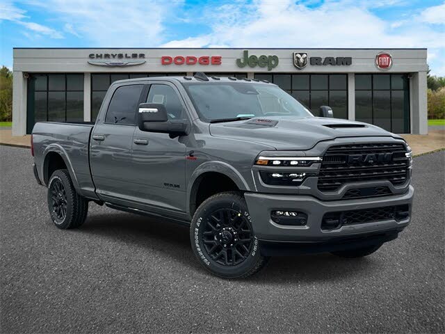2026 RAM 3500 Limited Crew Cab 4WD