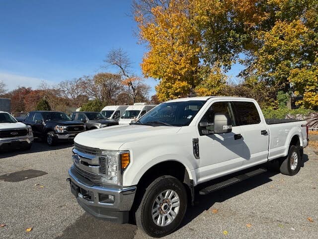 2017 Ford F-350 Super Duty XL Crew Cab LB 4WD