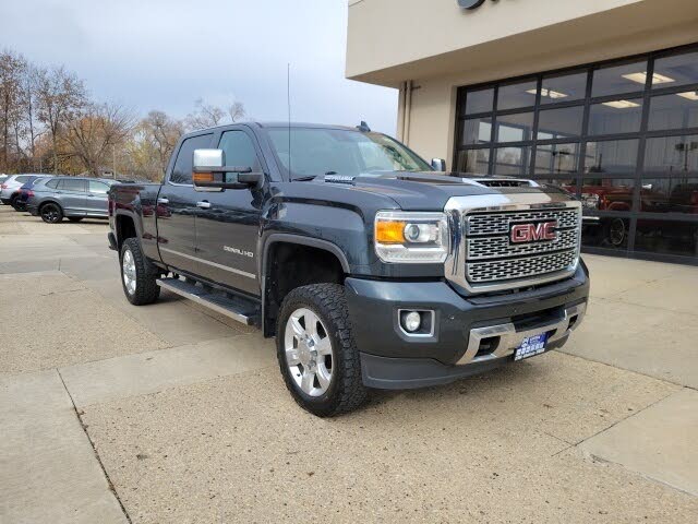 2018 GMC Sierra 2500HD Denali Crew Cab SB 4WD