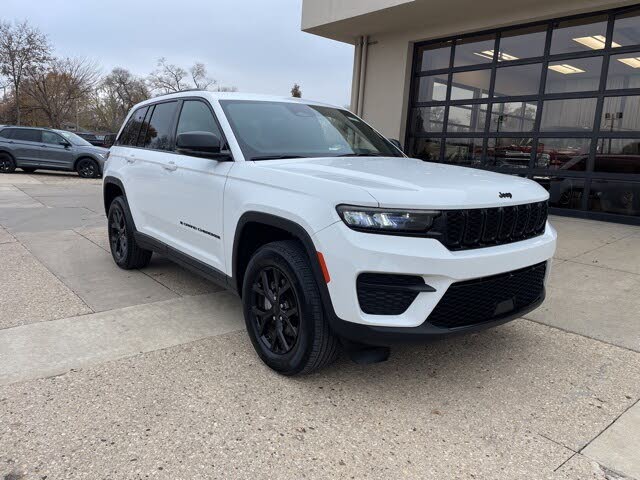 2024 Jeep Grand Cherokee Altitude 4WD