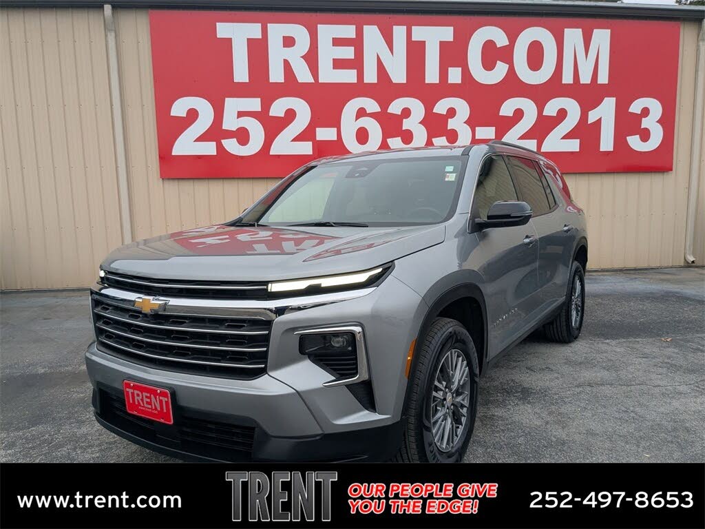 2025 Chevrolet Traverse LT FWD