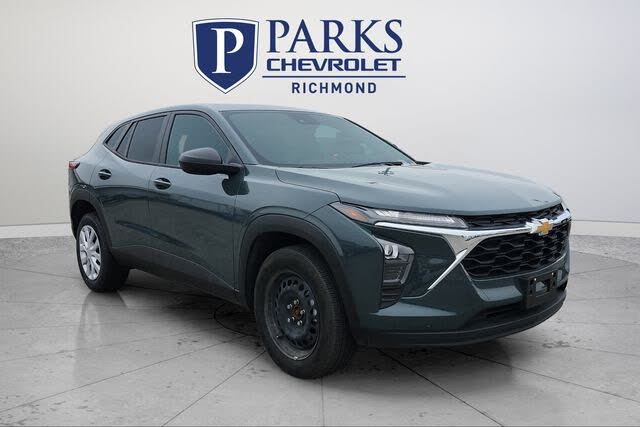 2025 Chevrolet Trax LS FWD