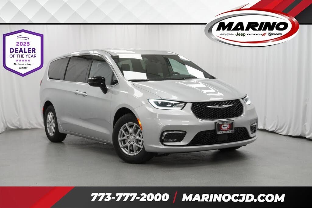 2026 Chrysler Pacifica Select FWD