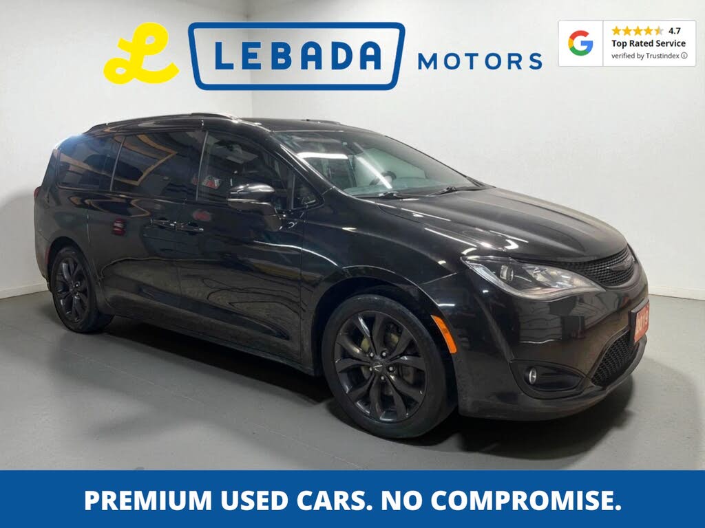 2019 Chrysler Pacifica Limited FWD