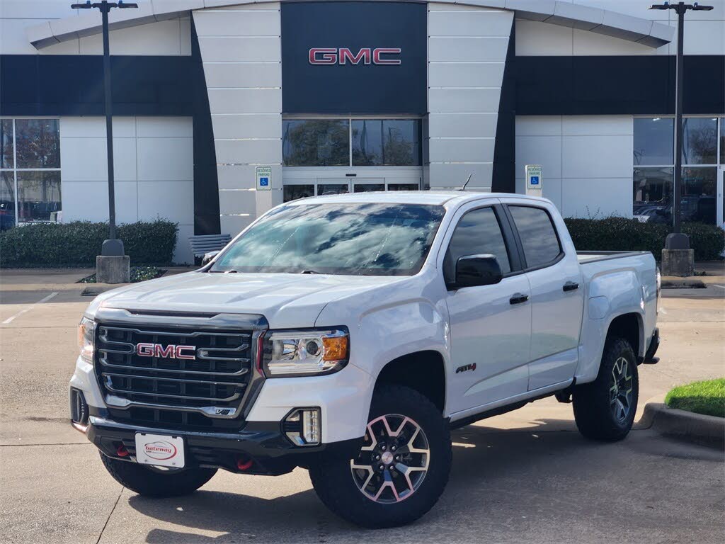 2022 GMC Canyon AT4 Crew Cab 4WD with Cloth