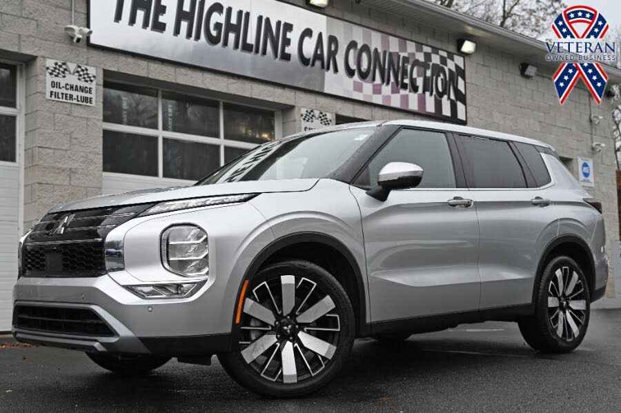 2025 Mitsubishi Outlander SE FWD