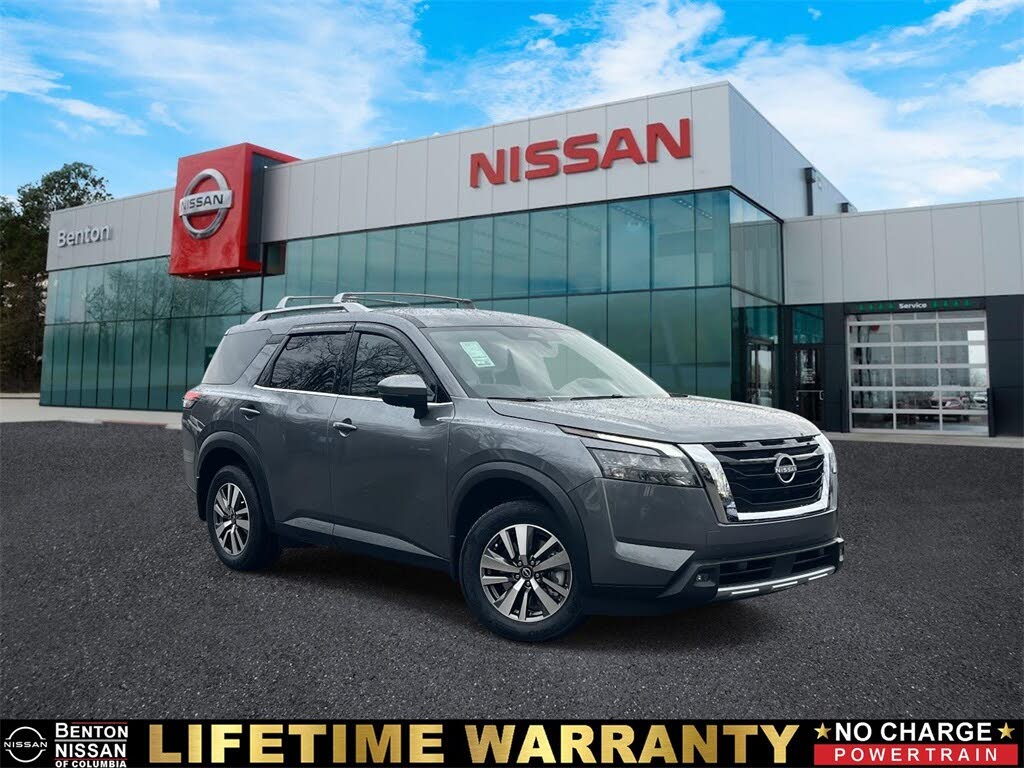 2025 Nissan Pathfinder SL 4WD
