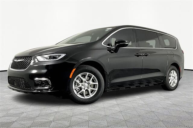 2026 Chrysler Pacifica Select FWD